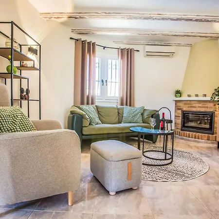 Holiday home Lola By Interhome